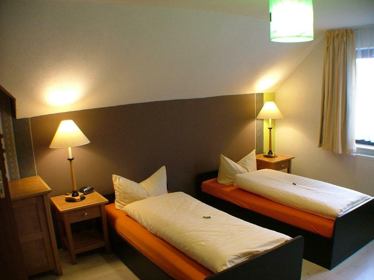 Hotel Garni Pension Zur Eisleben Zewnętrze zdjęcie