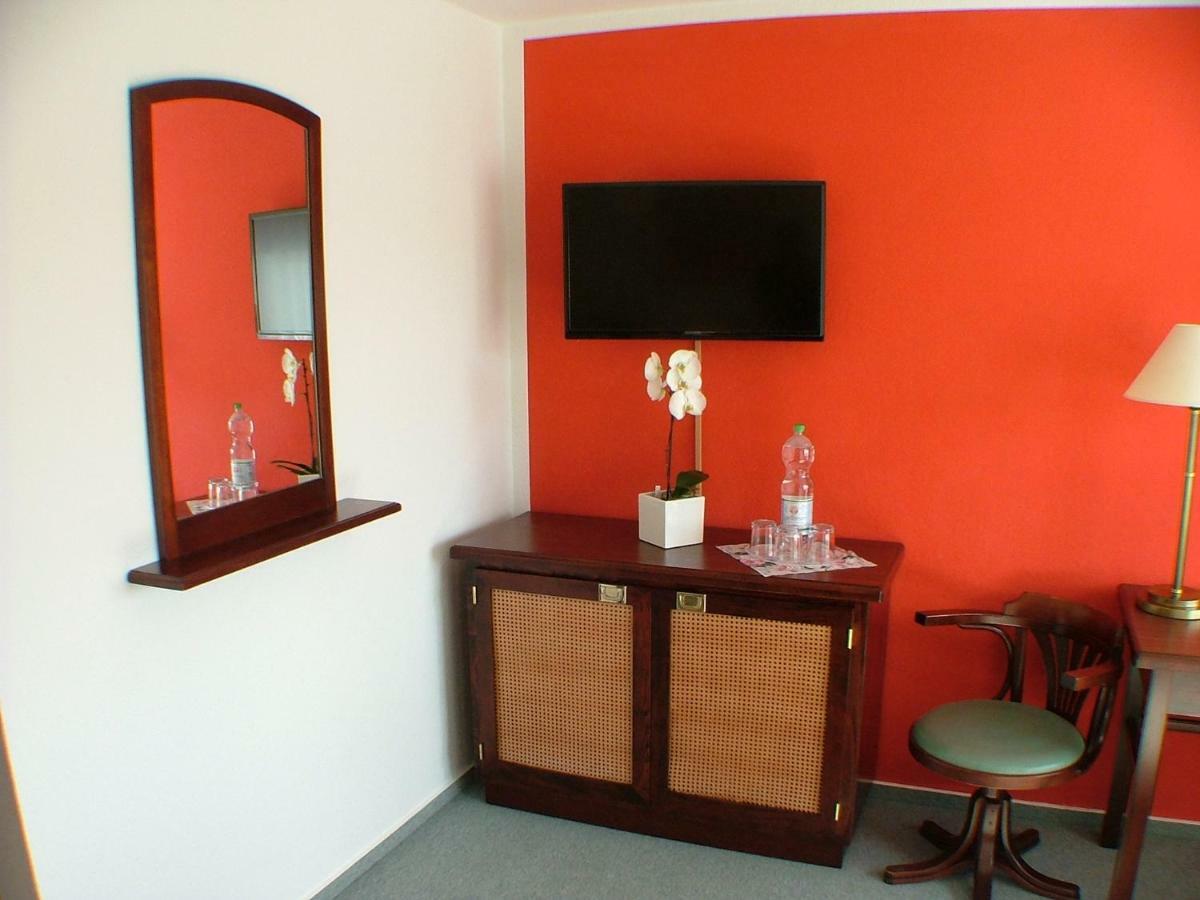 Hotel Garni Pension Zur Eisleben Zewnętrze zdjęcie